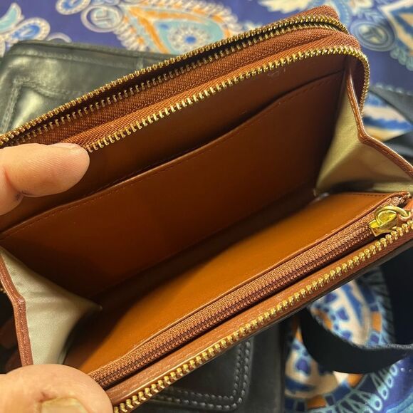 Vintage Coach Large Brown Leather Accordion Zip Wristlet Wallet - Picture 5 of 5